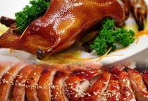 Đôi nét về cửa hàng heo quay Quận Bình Tân