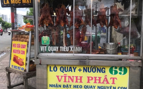 Chị Thùy – Chủ Thương Hiệu Heo Quay Vĩnh Ký: Tâm Huyết Mang Đến Hương Vị Truyền Thống Tại Khu Vực Tân Phú